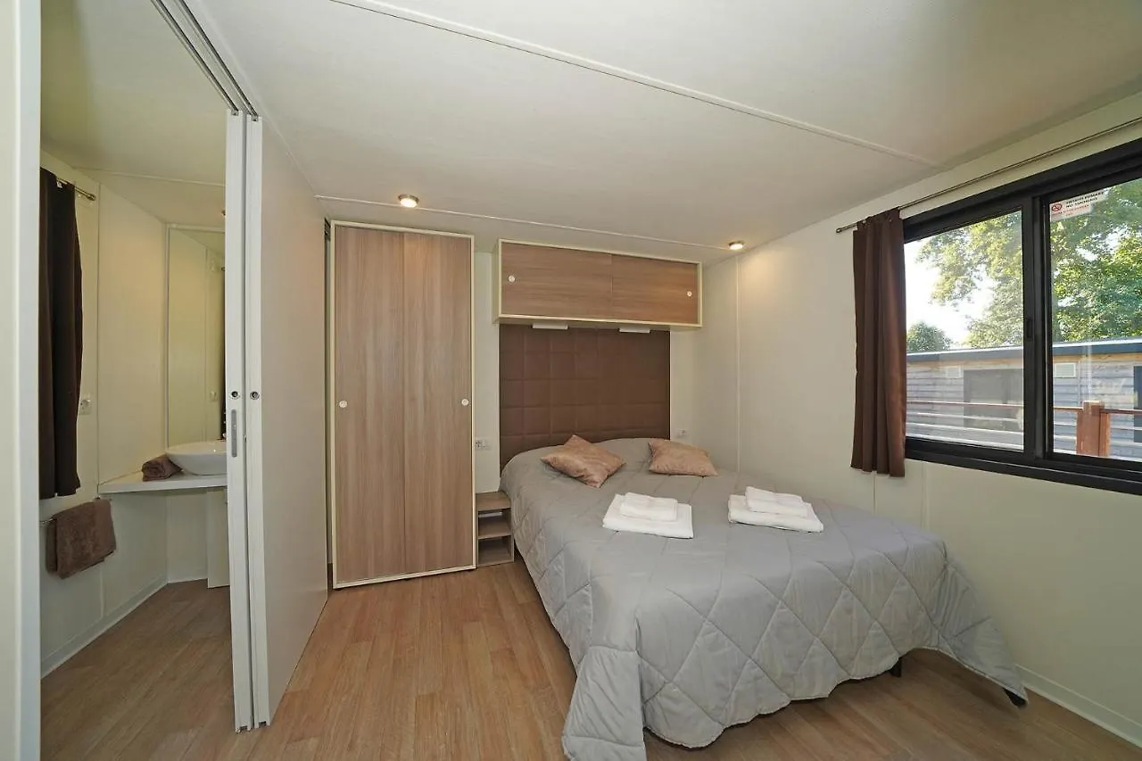 Fornella Camping & Wellness Family Resort San Felice del Benaco 0*,  Italy