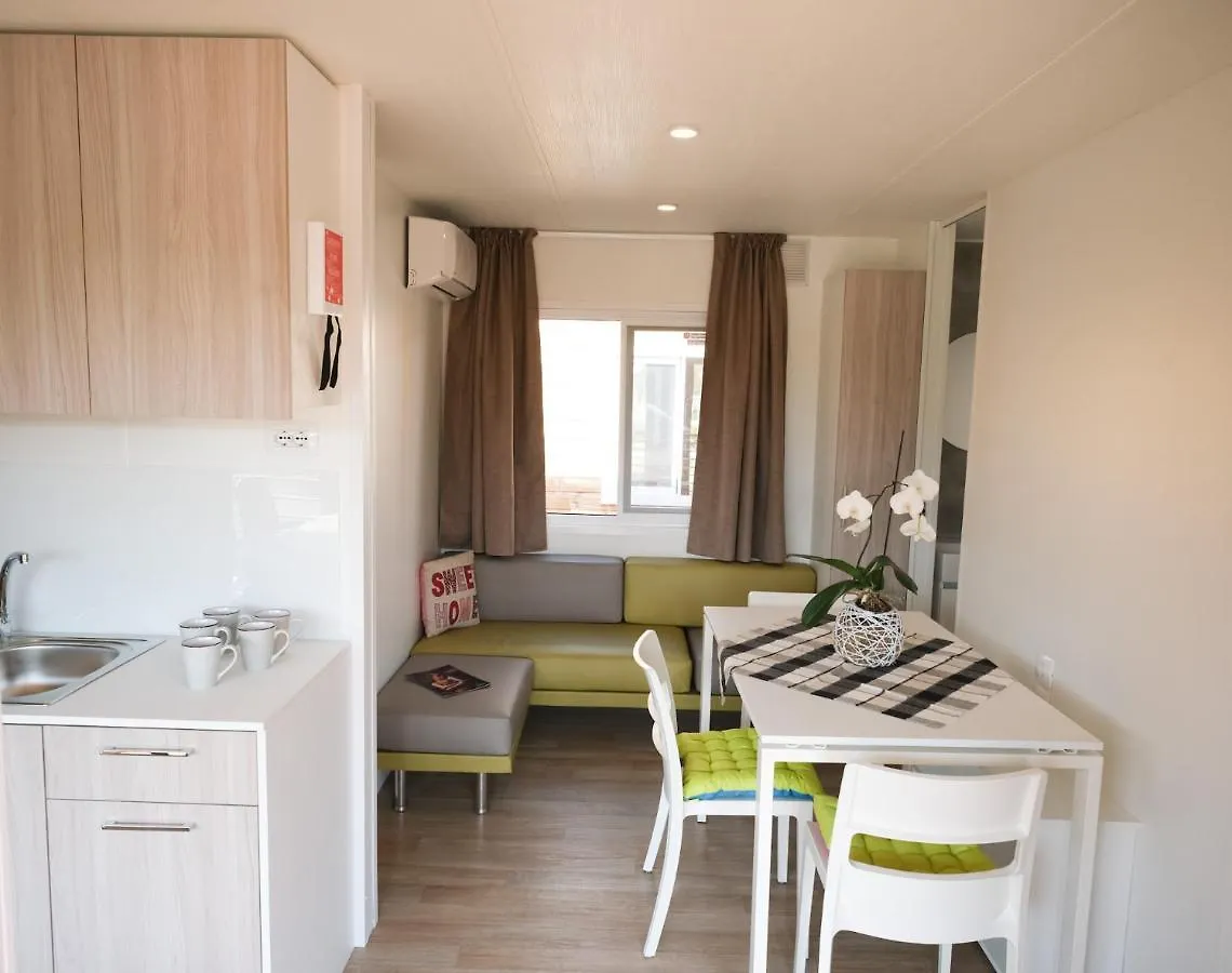 Fornella Camping&Wellness family resort San Felice del Benaco Campeggio