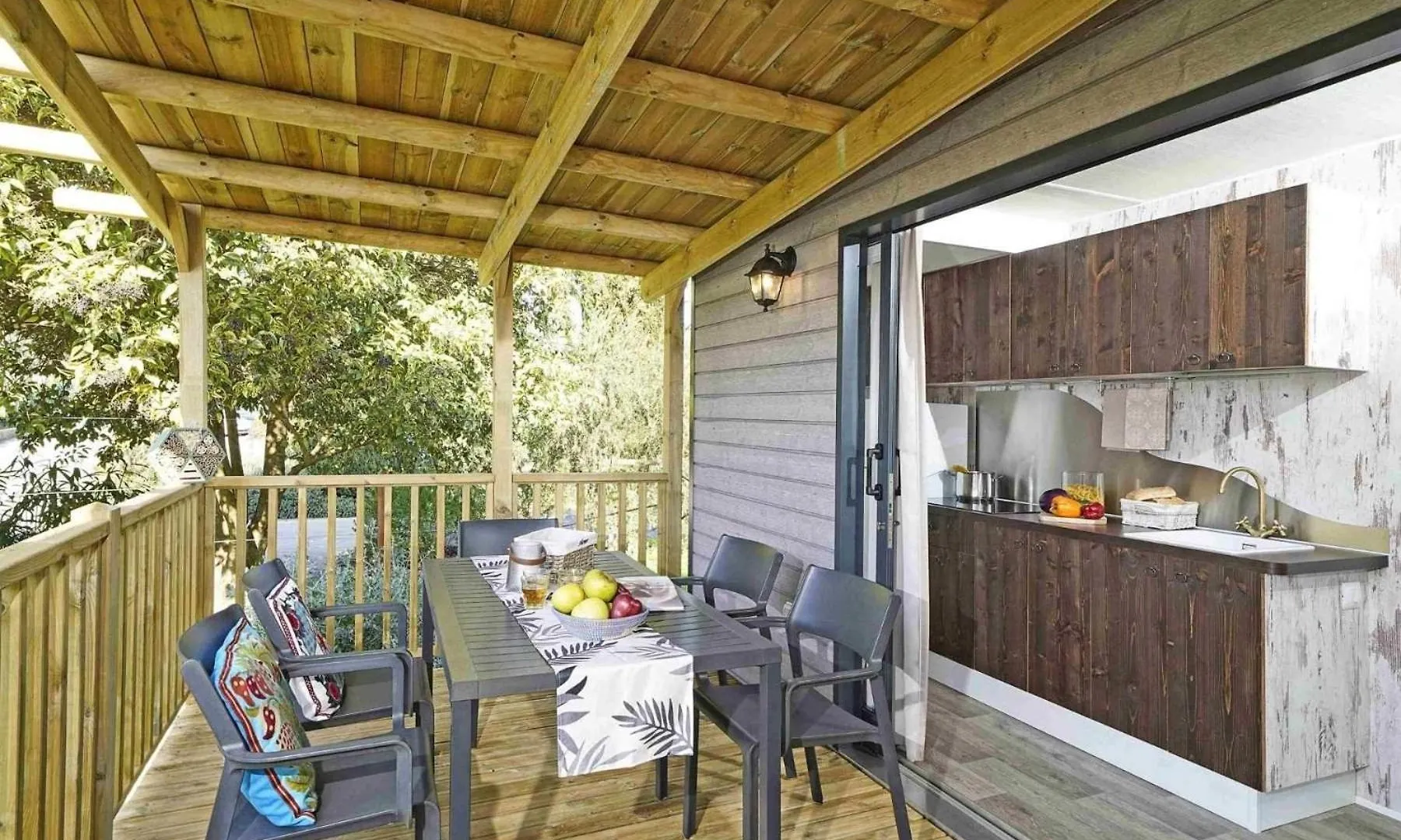 Campeggio Fornella Camping&Wellness family resort San Felice del Benaco